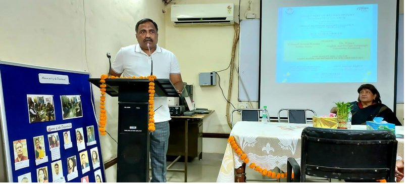 Col. Ritesh Kumar speaking at academic event